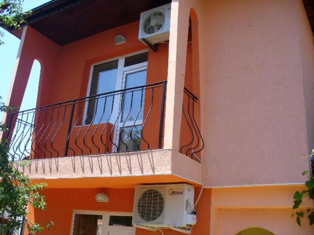 Guest House Alex Chernomorets Buitenkant foto